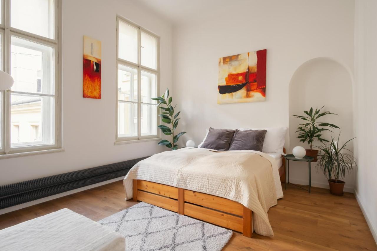 Prague Days - Spacious Designer Studios In City Center - Powder Tower Luaran gambar